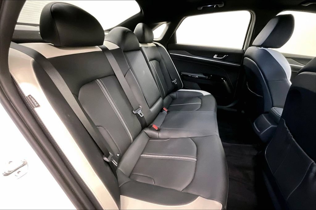 Used 2025 Kia K5 GT-Line w/ GT-Line Premium Package FWD image 23