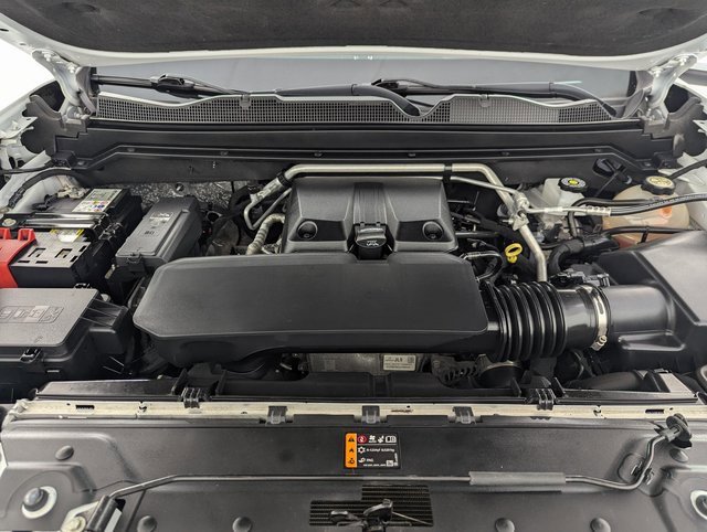 Used 2023 GMC Canyon Denali image 10