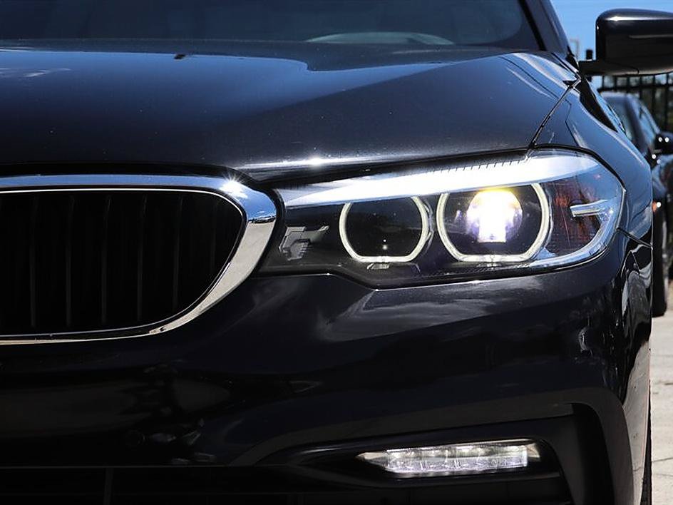 Used 2018 BMW 530i RWD image 50