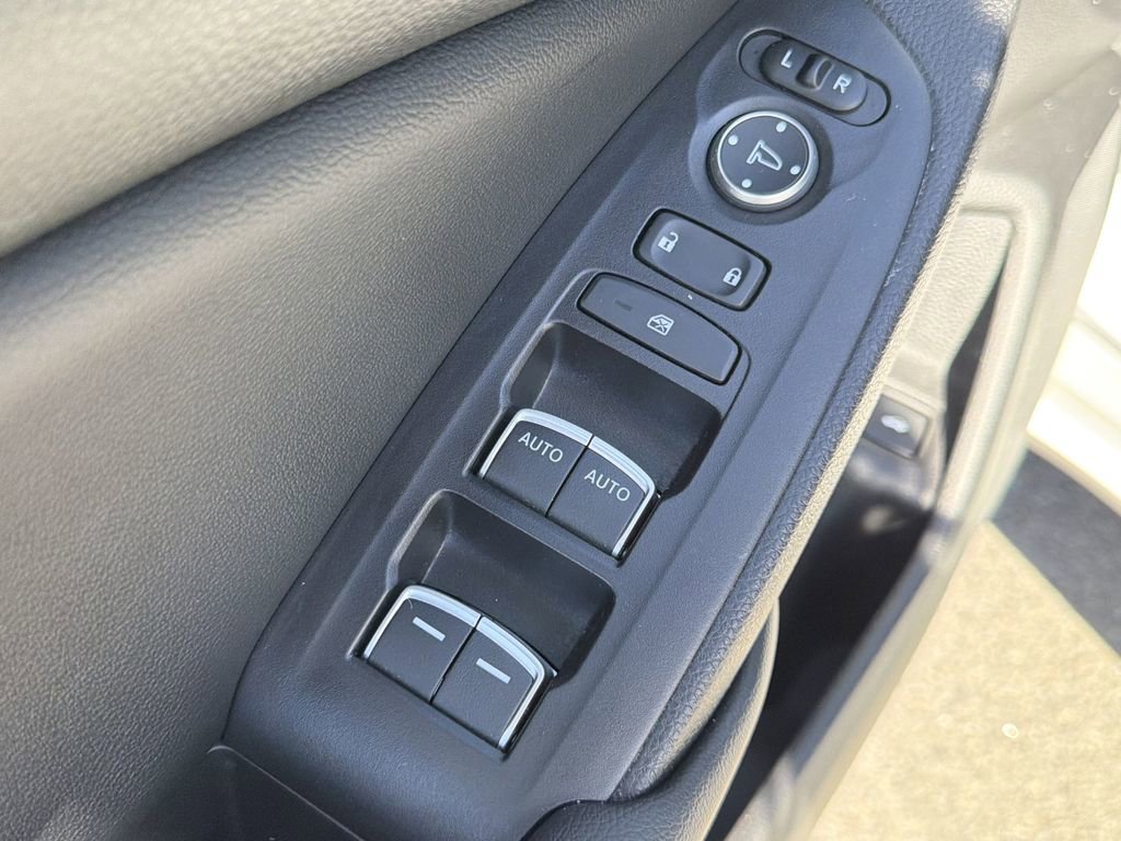 Used 2022 Honda Accord Sport image 24