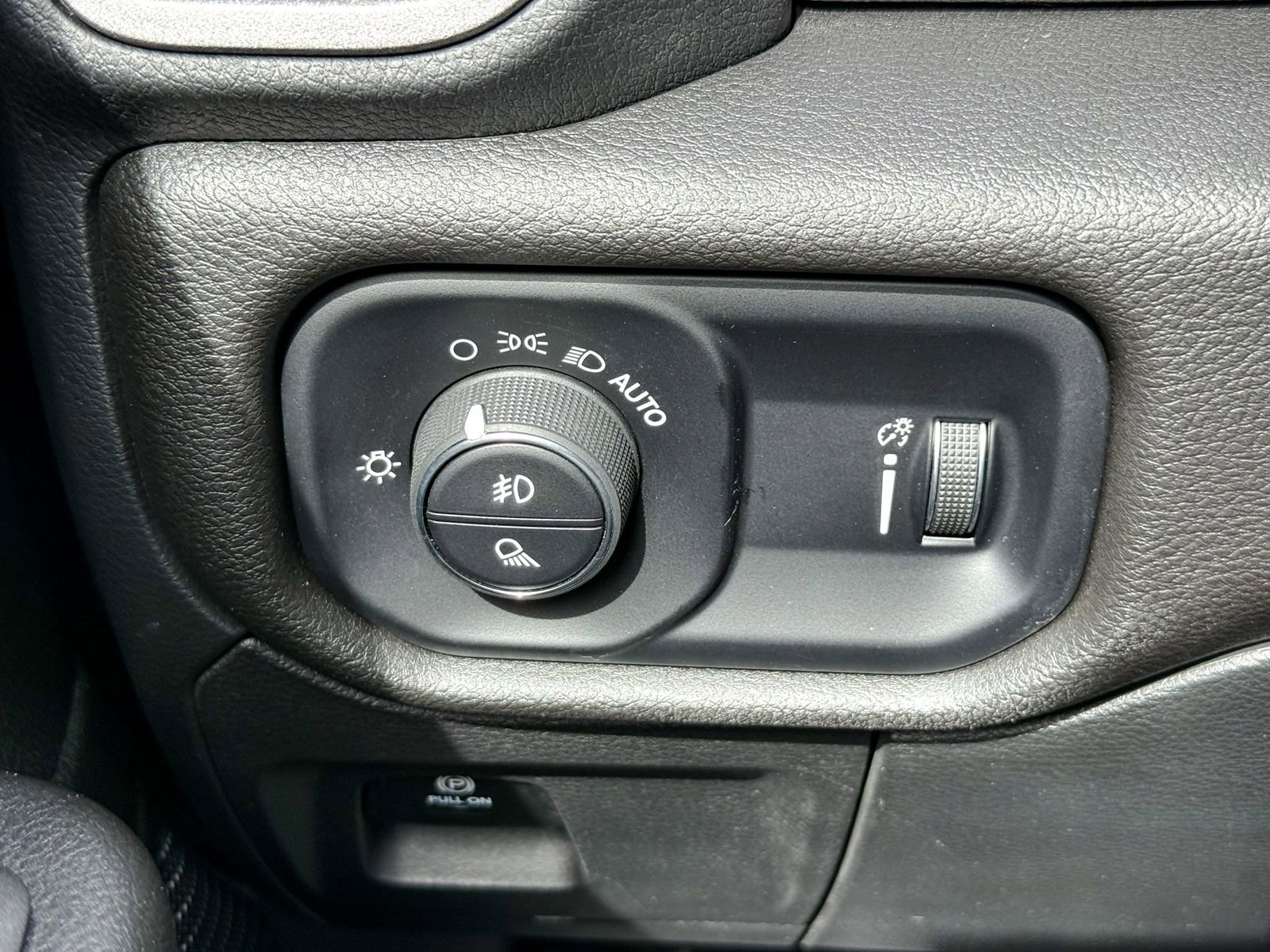 Used 2023 RAM 1500 Tradesman w/ Night Edition image 28