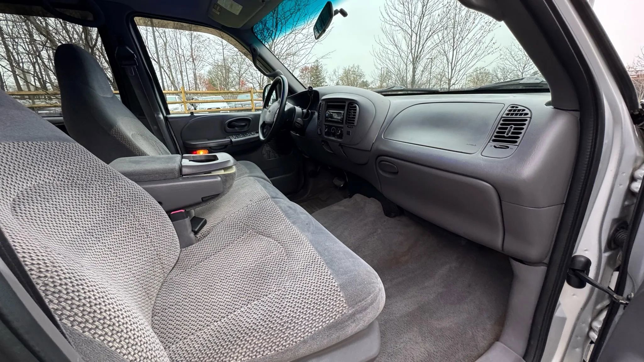 Used 2001 Ford F150 4x4 SuperCrew image 26