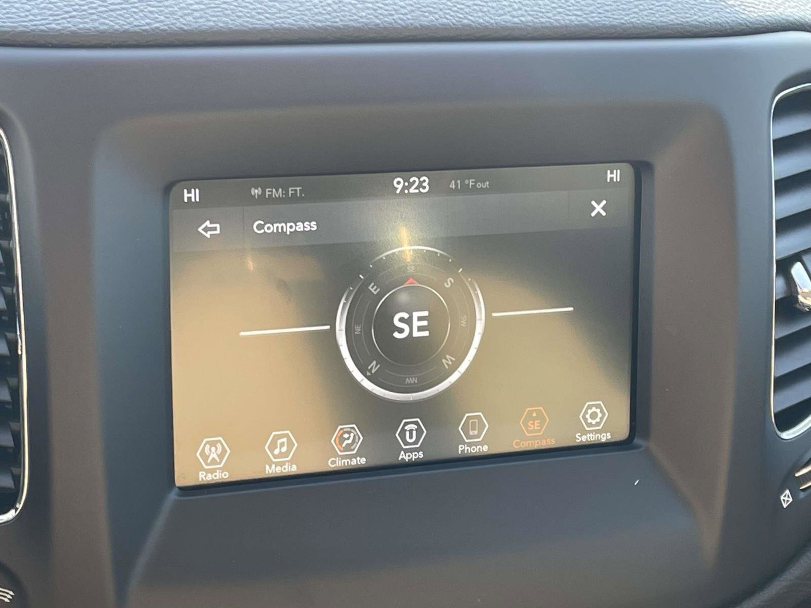 Used 2019 Jeep Compass Sport image 15