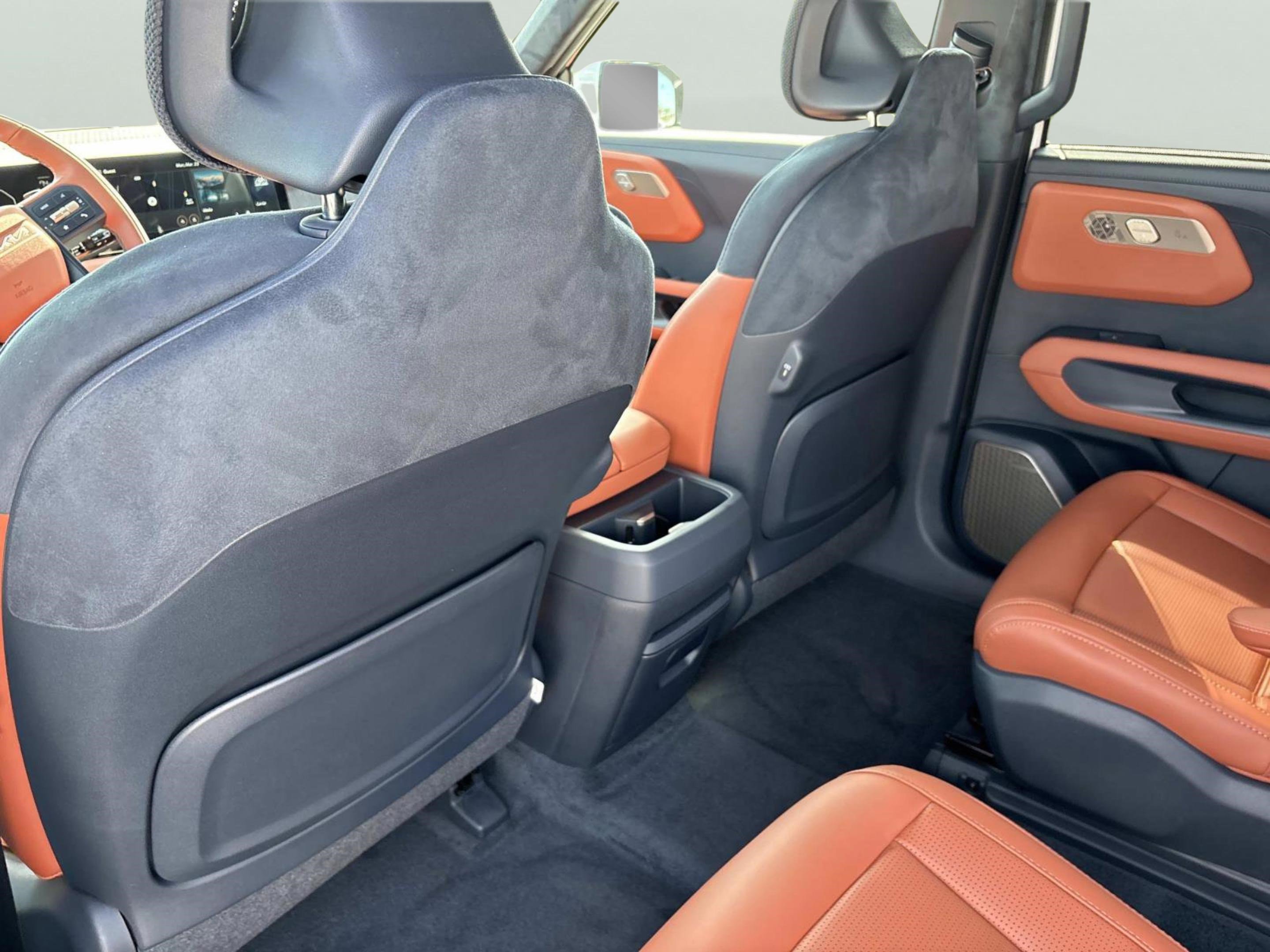 New 2027 Kia Telluride X-Line SX Prestige image 17