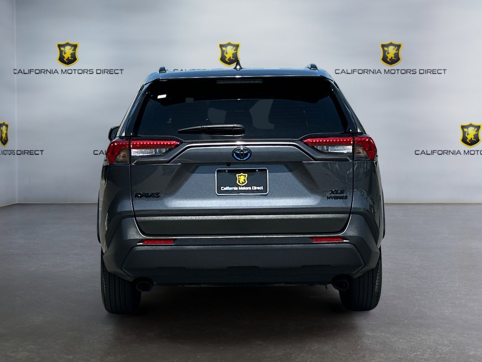 Used 2023 Toyota RAV4 XLE image 4