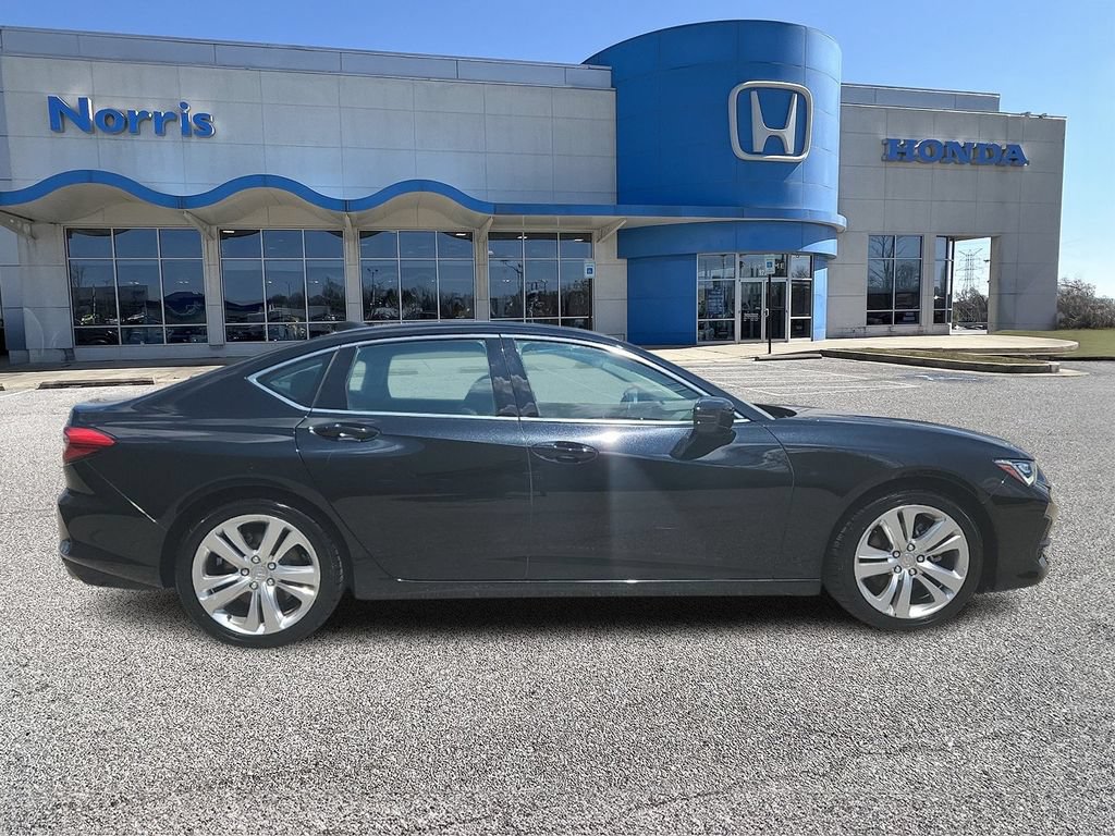 Used 2023 Acura TLX w/ Technology Package FWD image 5