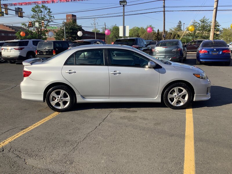 Used 2012 Toyota Corolla S FWD image 8