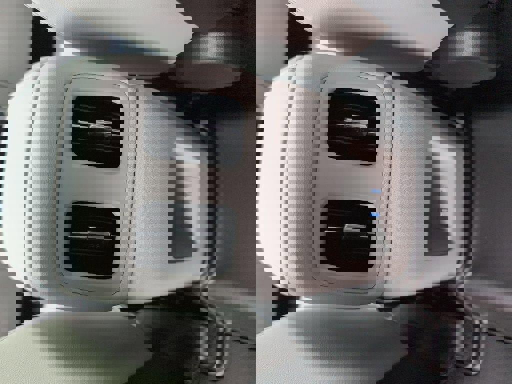 New 2026 Hyundai Tucson Limited image 24