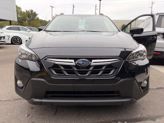 Used 2023 Subaru Crosstrek 2.0i Premium AWD/4WD image 5