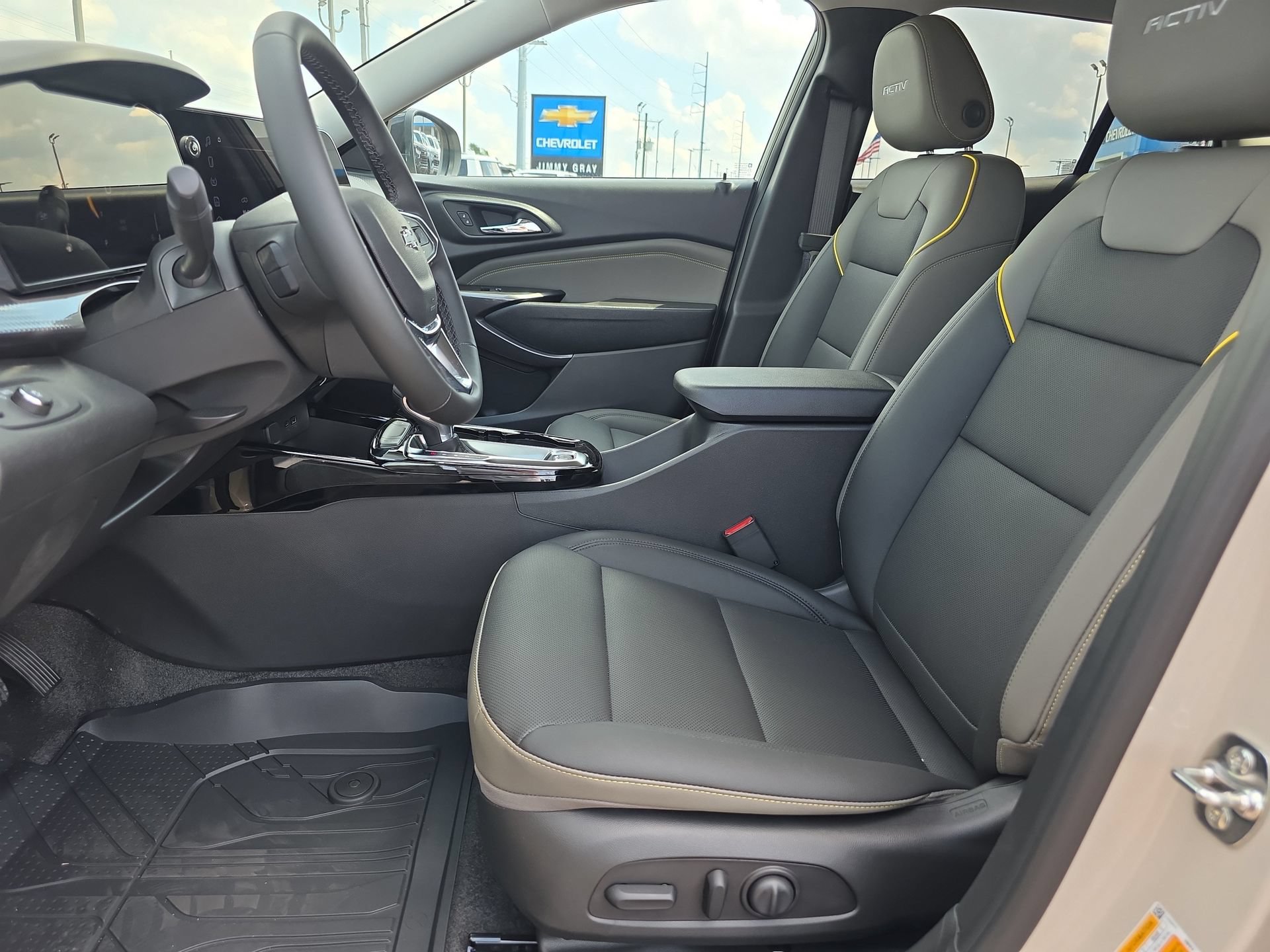New 2026 Chevrolet Trax ACTIV FWD image 10
