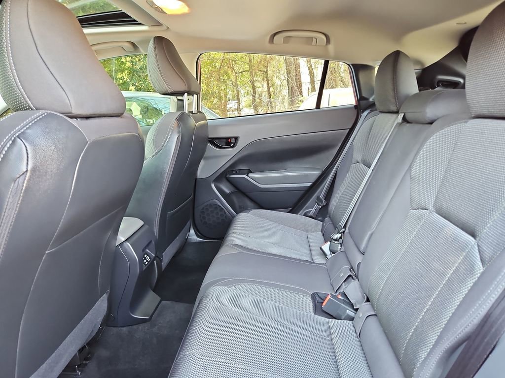 Used 2024 Subaru Crosstrek 2.0i Premium image 28