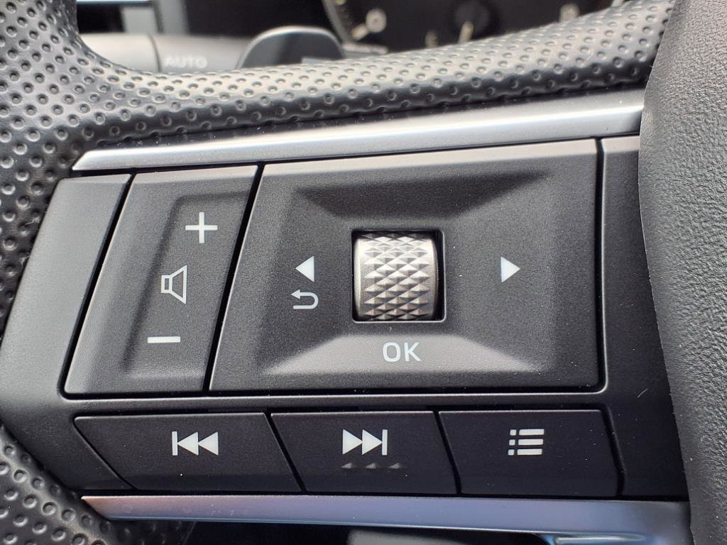 New 2025 Mitsubishi Outlander ES image 23