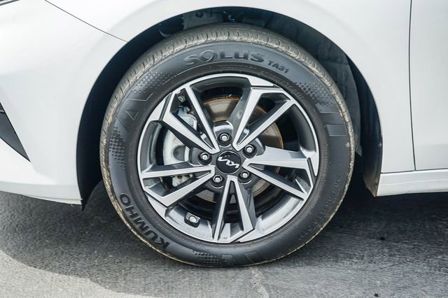 Used 2023 Kia Forte LXS image 11