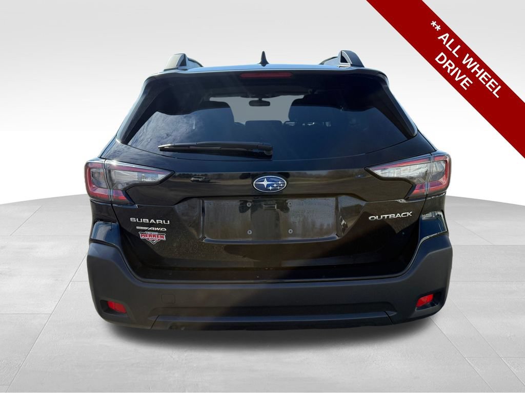 Used 2024 Subaru Outback Premium AWD/4WD image 4