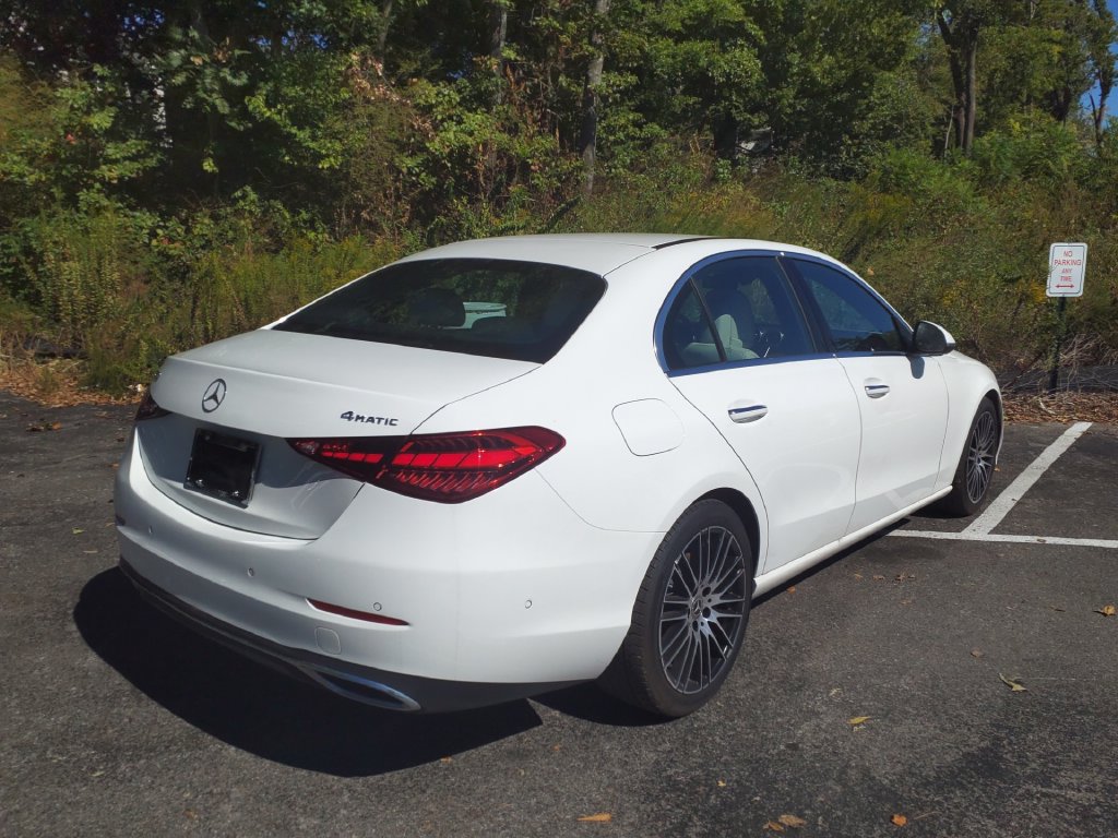 Used 2023 Mercedes-Benz C 300 4MATIC Sedan image 7
