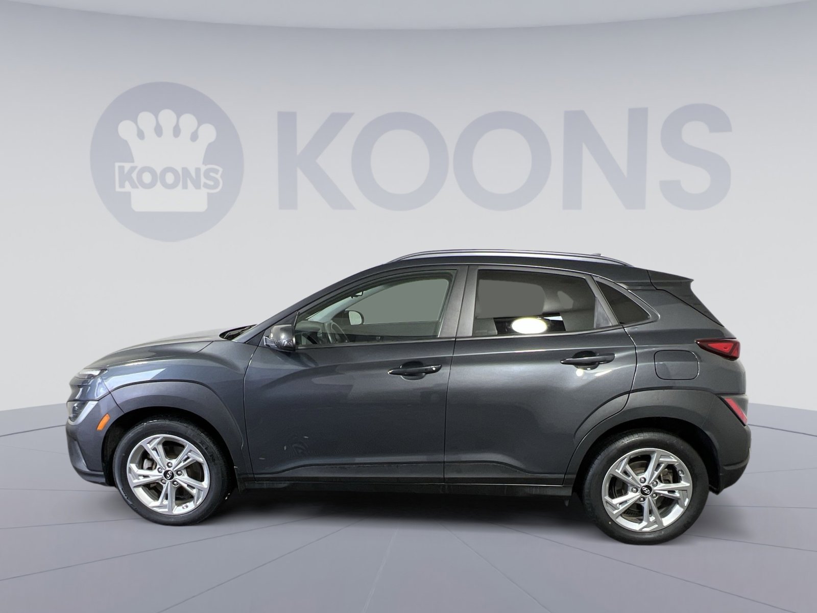 Used 2022 Hyundai Kona SEL image 2