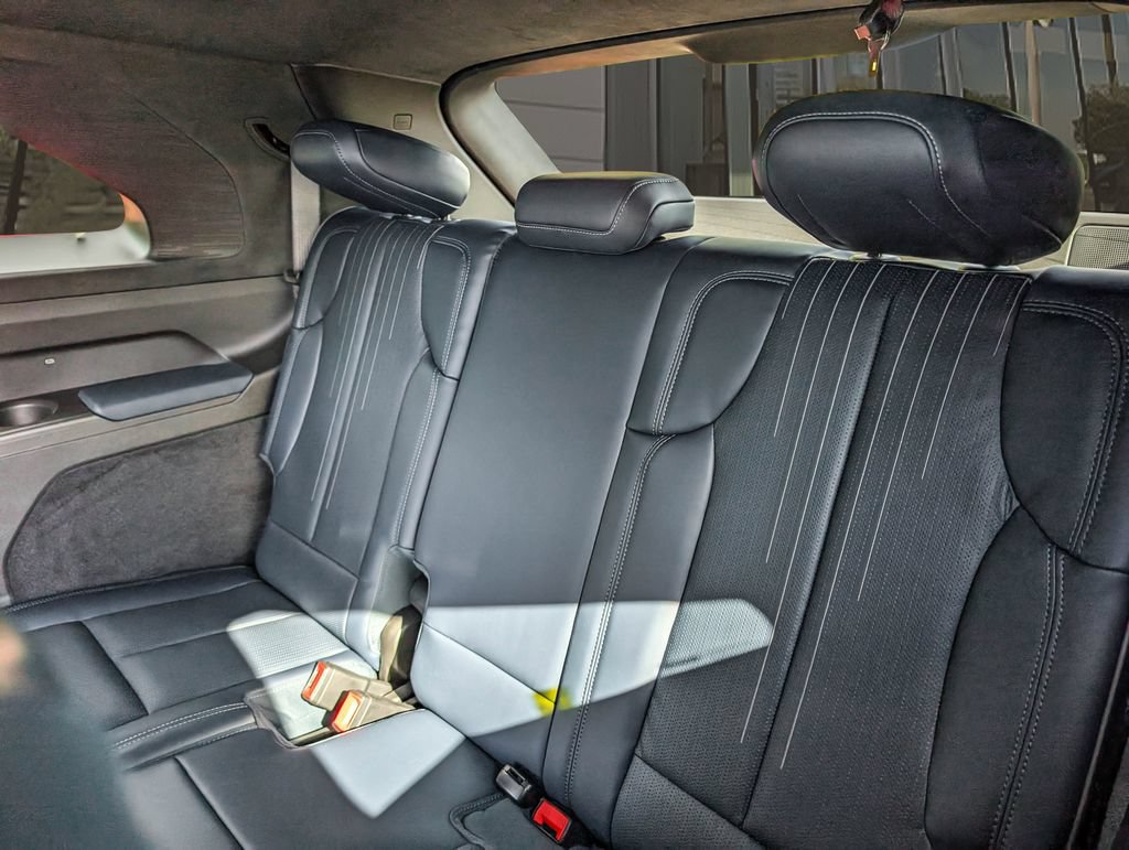 New 2026 Cadillac Escalade IQ Luxury 2 AWD/4WD image 18