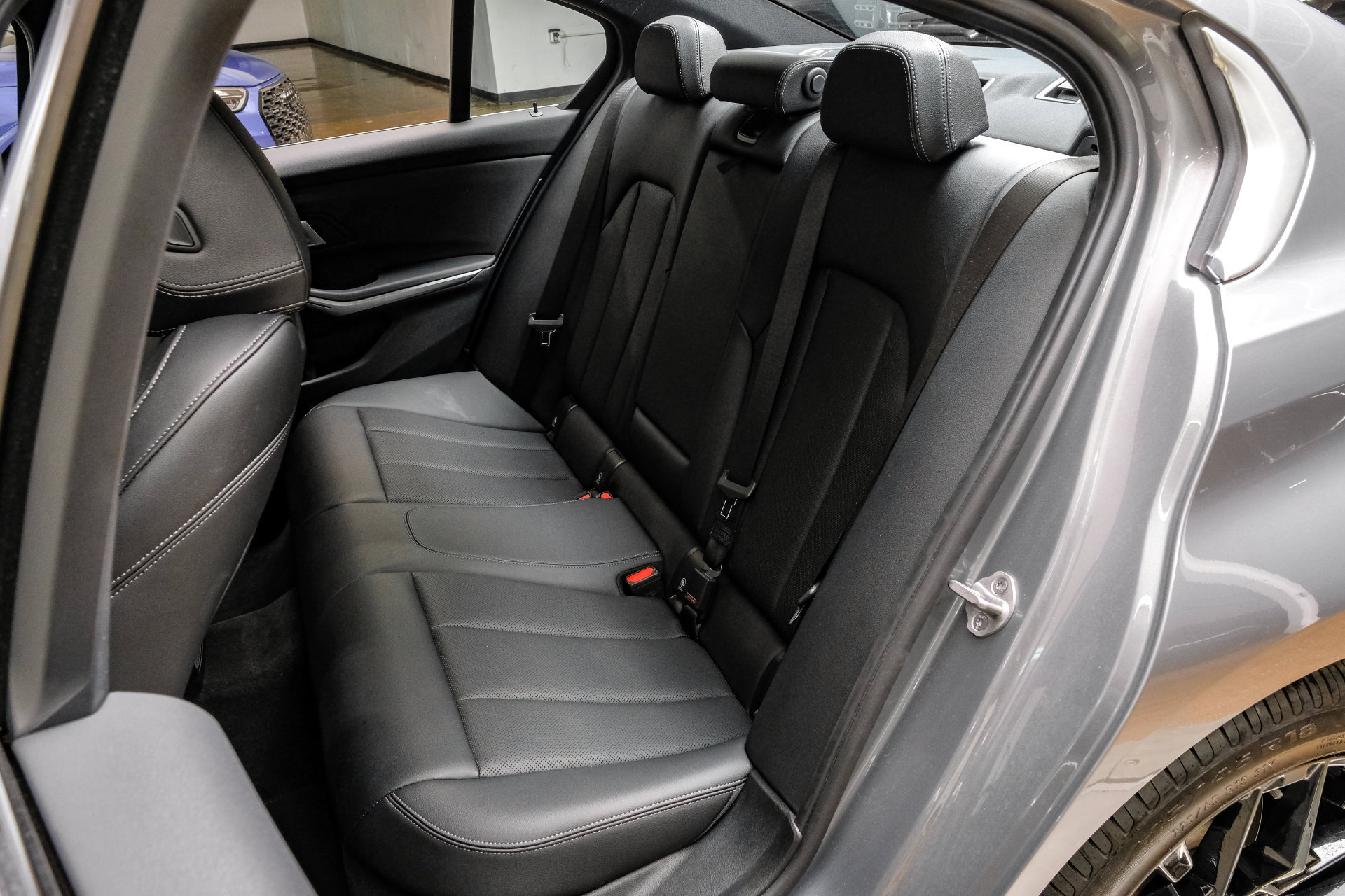 Used 2025 BMW 330i Sedan RWD image 42