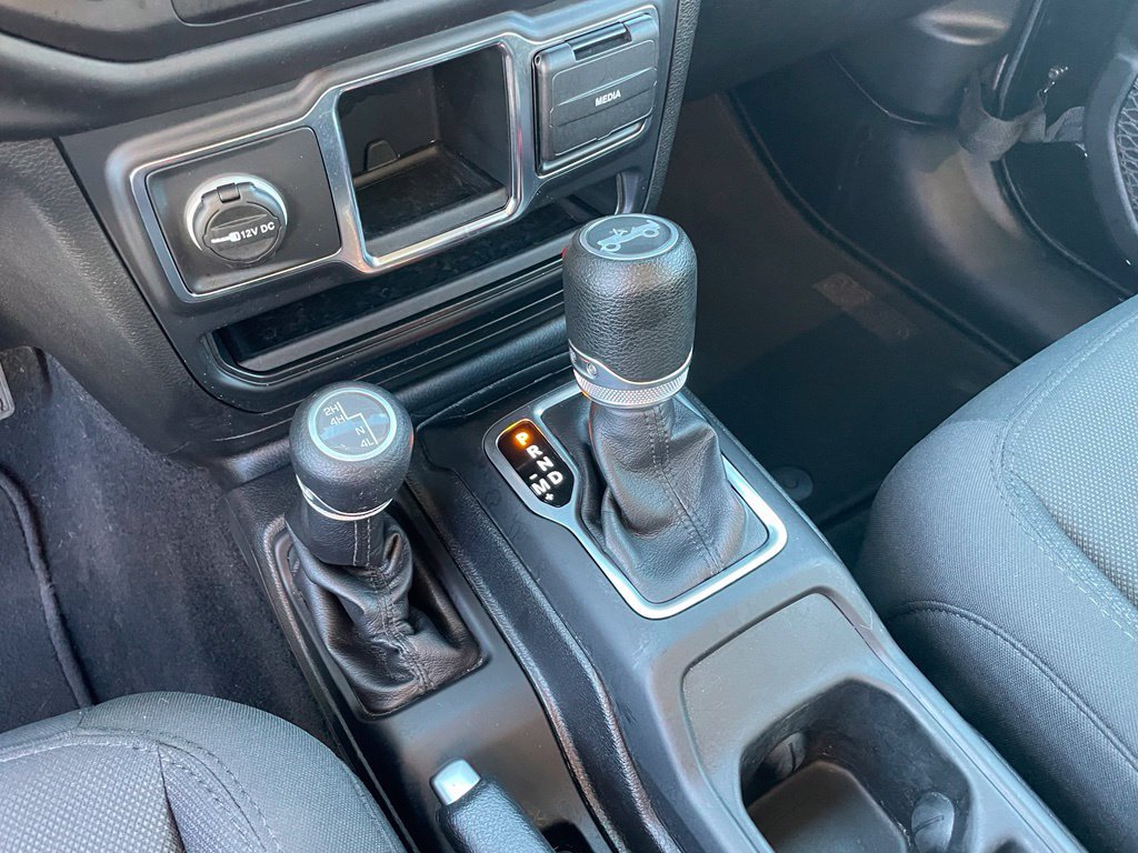 Used 2019 Jeep Wrangler Sport AWD/4WD image 18