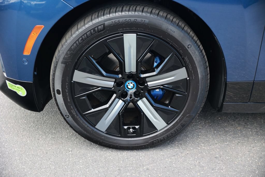 Used 2023 BMW iX M60 w/ Executive Package AWD/4WD image 12