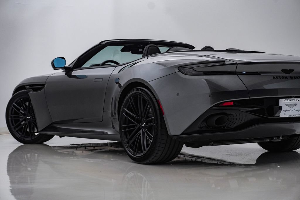 Used 2024 Aston Martin DB12 Convertible RWD image 11