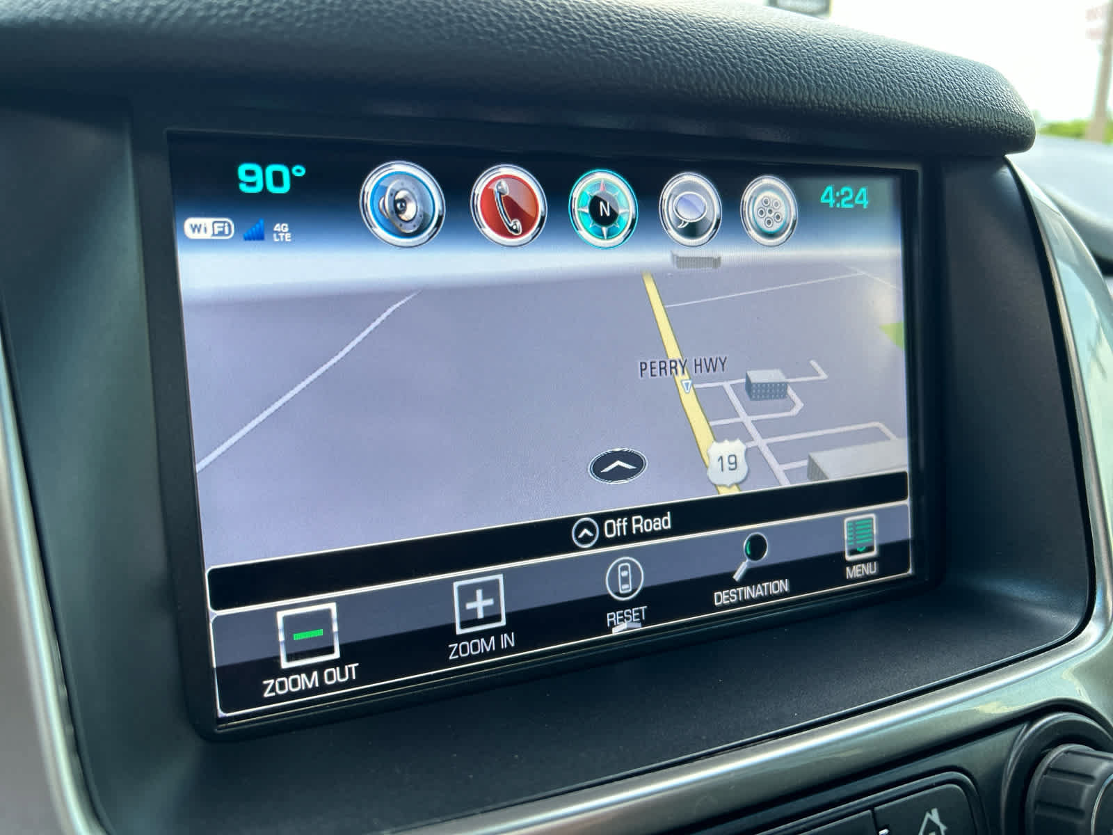 Used 2019 Chevrolet Suburban Premier AWD/4WD image 12