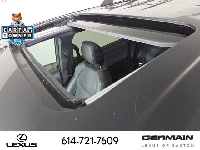 Used 2021 Toyota Sienna XSE FWD image 32