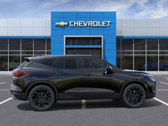 New 2025 Chevrolet Blazer LT w/ LPO, Black Sport Package image 5