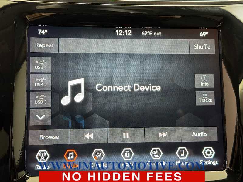 Used 2020 Jeep Cherokee Limited image 25