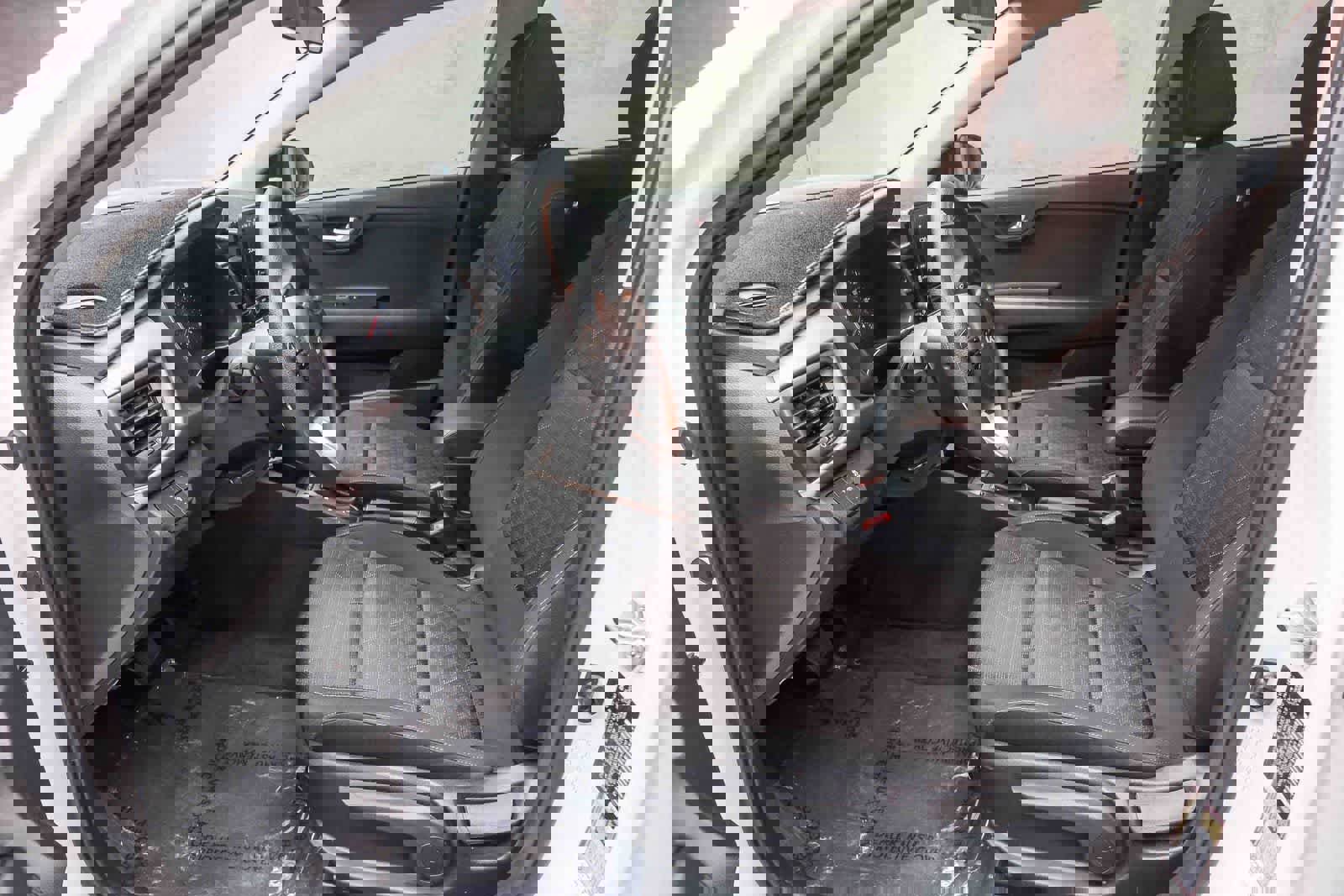 Used 2023 Kia Rio LX image 19