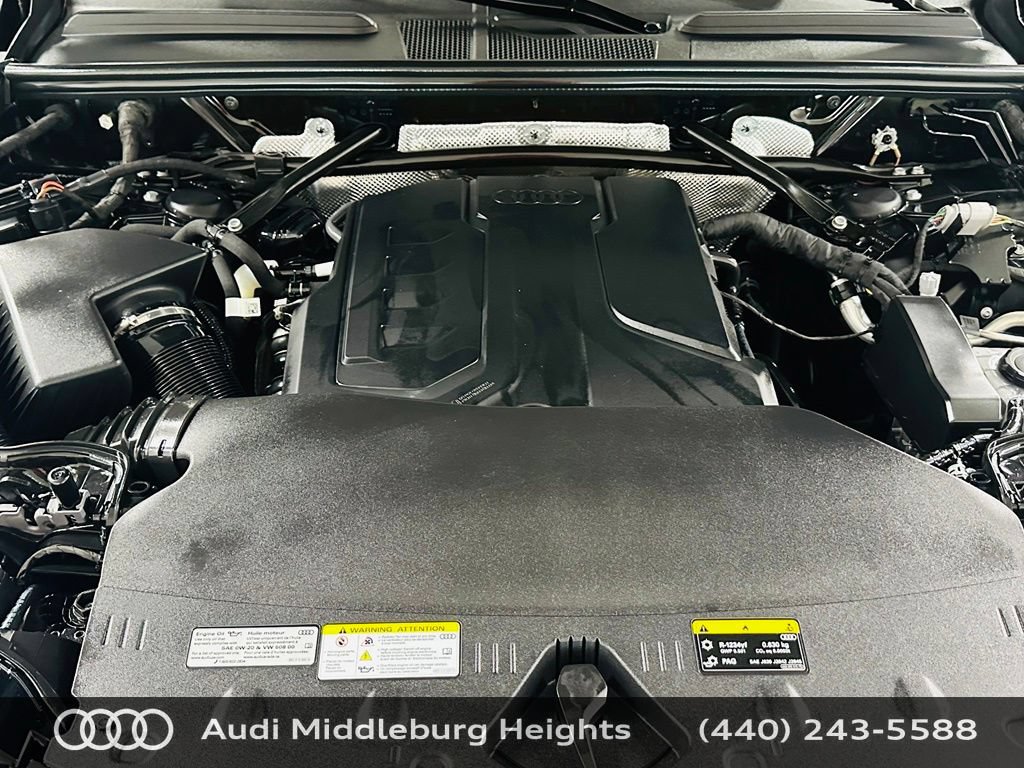 Certified 2025 Audi Q5 Premium Plus w/ Premium Plus AWD/4WD image 32
