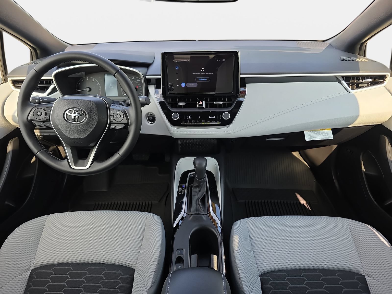 Used 2025 Toyota Corolla SE FWD image 9
