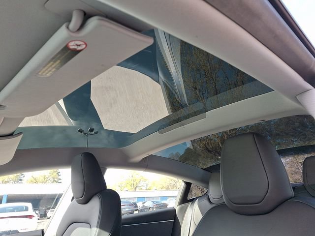 Used 2025 Tesla Model 3 Long Range image 16