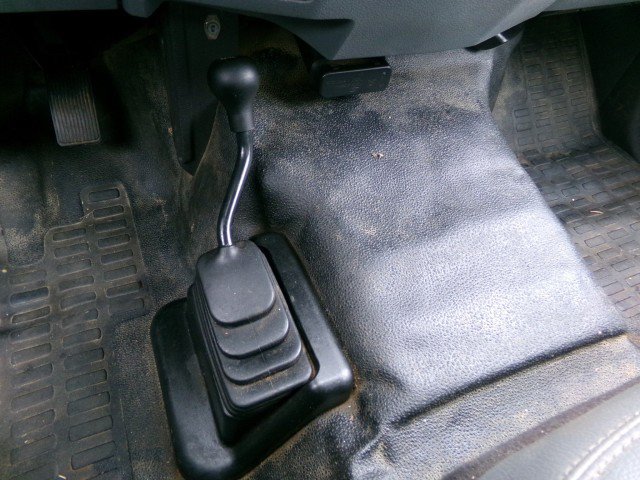 Used 2015 Ford F550 4x4 Regular Cab Super Duty image 14