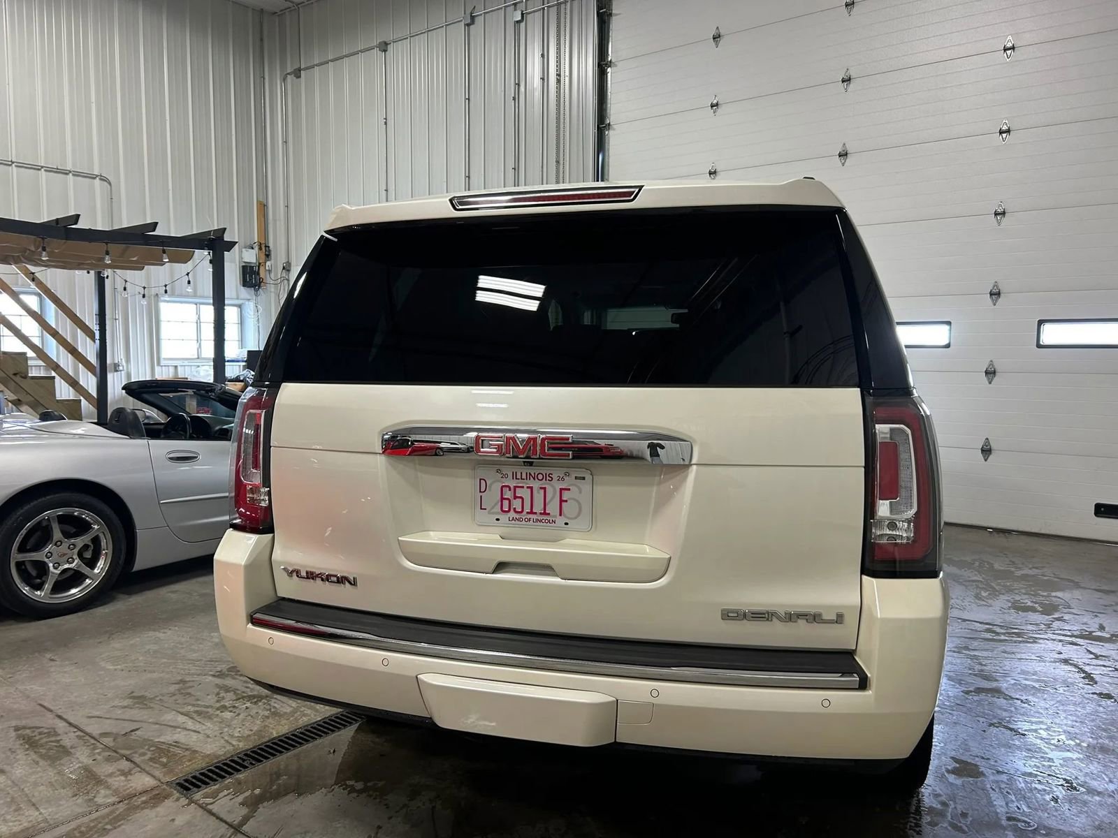 Used 2015 GMC Yukon Denali w/ Open Road Package AWD/4WD image 5