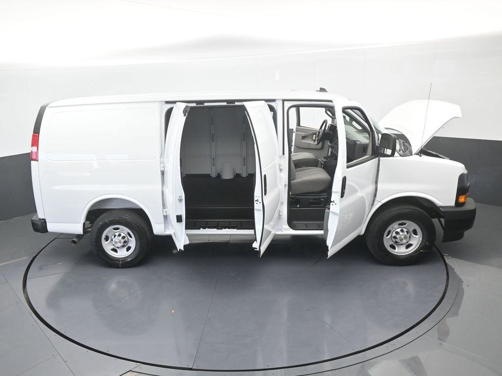 New 2025 Chevrolet Express 2500 w/ Driver Convenience Package image 65