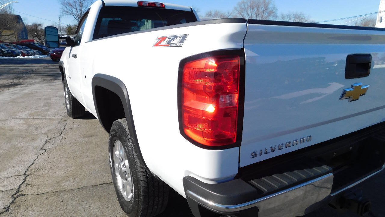 Used 2015 Chevrolet Silverado 3500 LT w/ LT Convenience Package AWD/4WD image 6