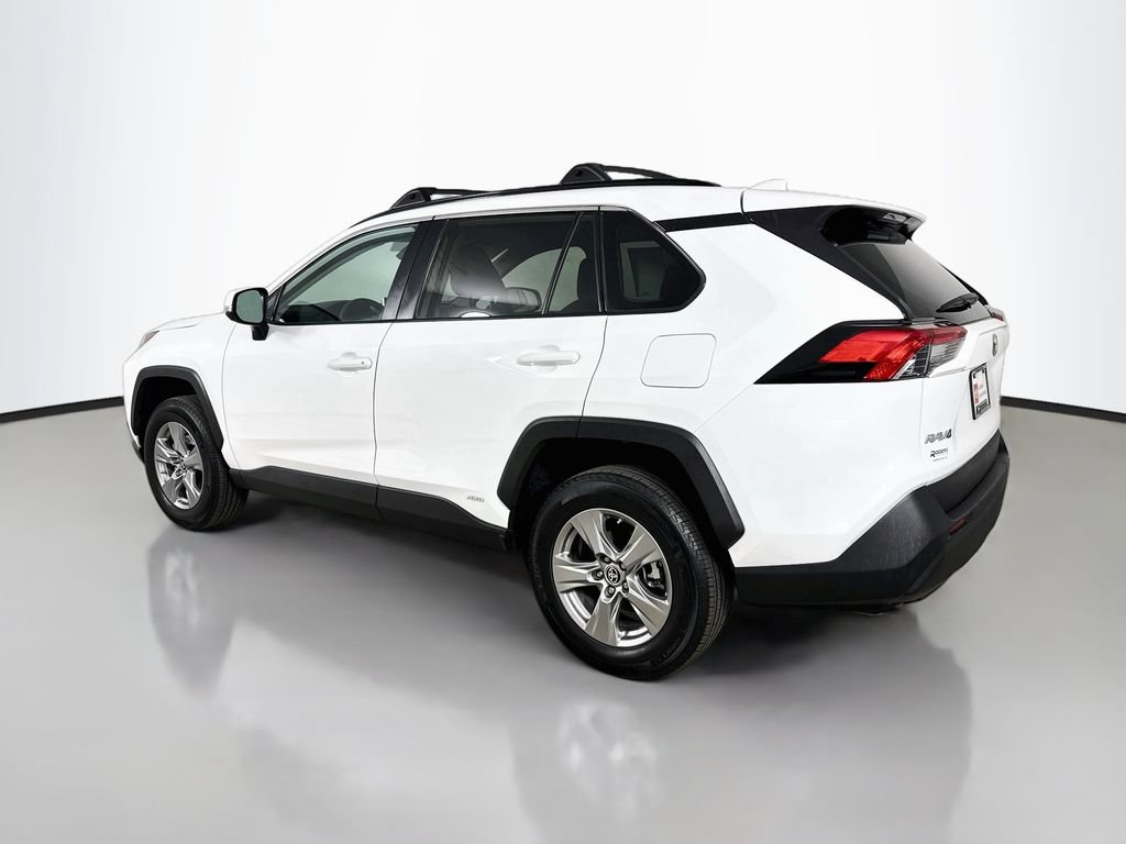 Certified 2024 Toyota RAV4 LE AWD/4WD image 6
