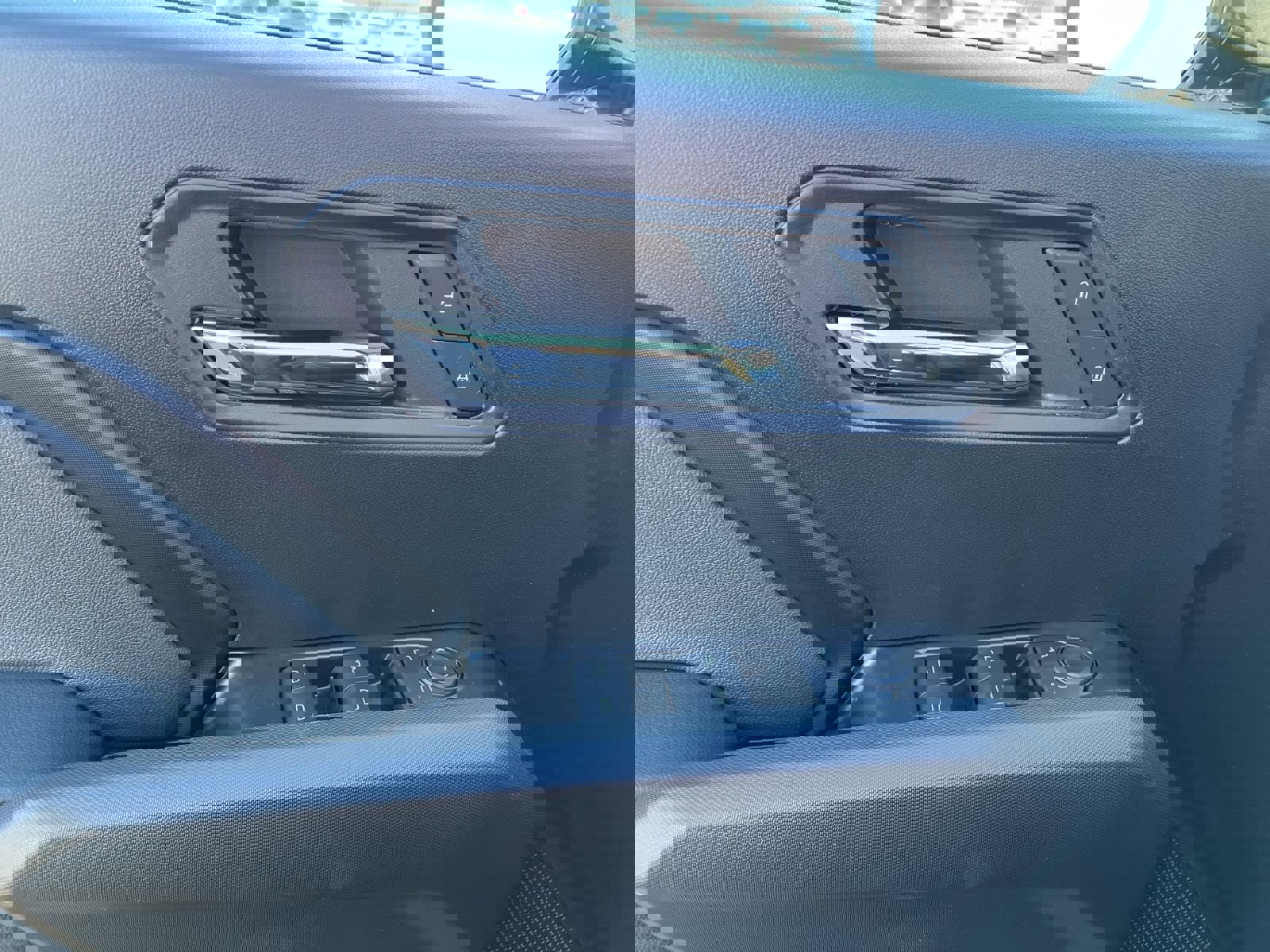 New 2026 Chevrolet Colorado LT image 25