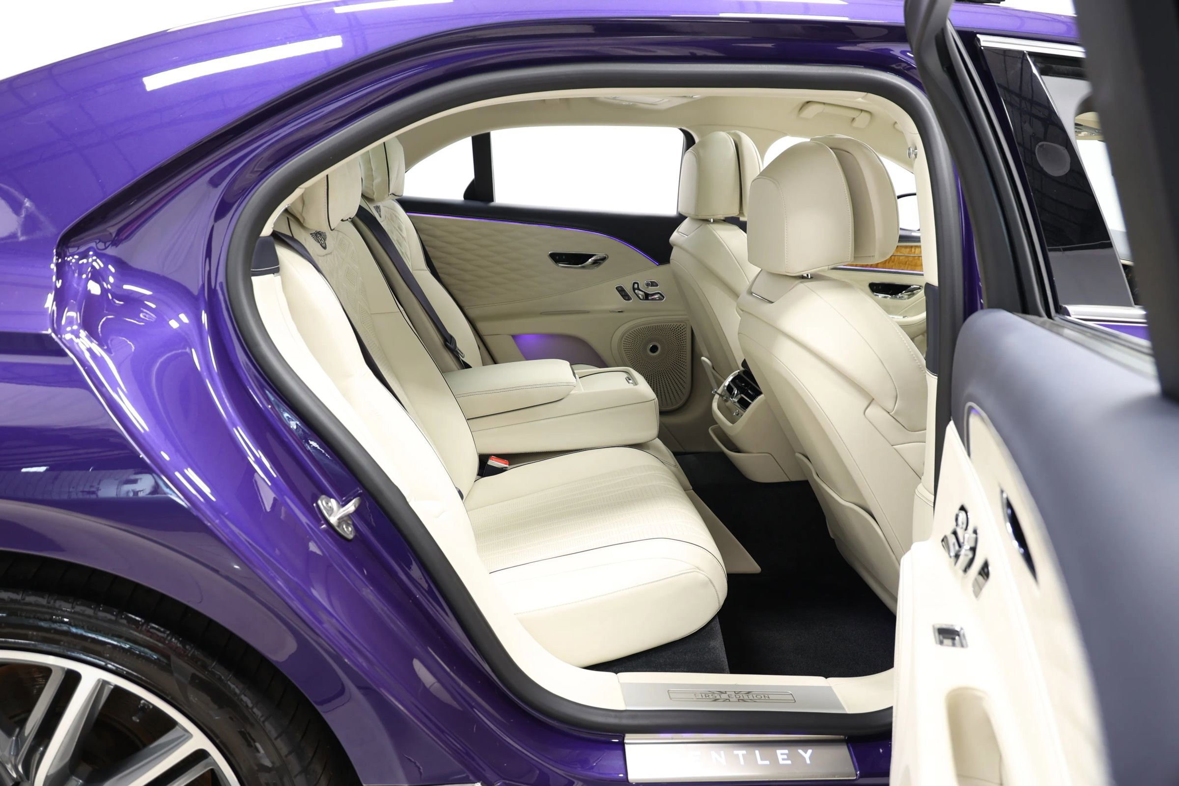 Used 2020 Bentley Flying Spur W12 w/ First Edition Specification image 90