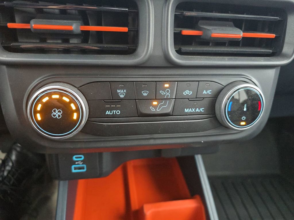 Used 2023 Ford Maverick XLT w/ Equipment Group 300A Standard image 24