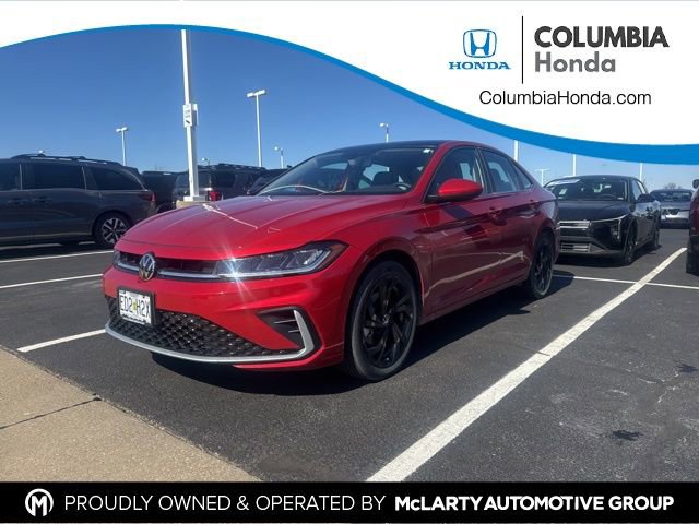 Used 2025 Volkswagen Jetta SE