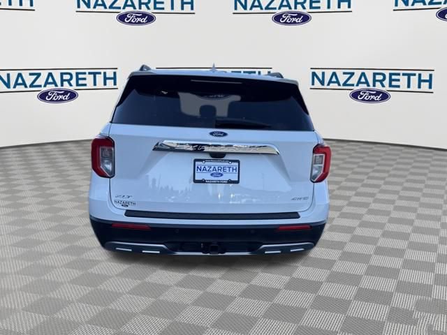 Used 2023 Ford Explorer XLT w/ Equipment Group 202A image 6