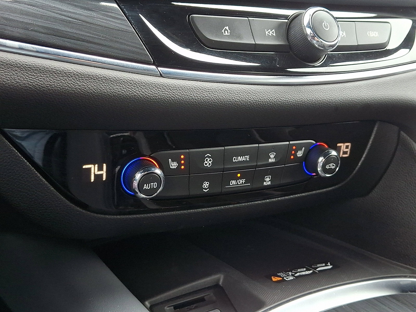 Used 2024 Buick Enclave Essence w/ LPO, Floor Liner Package image 16