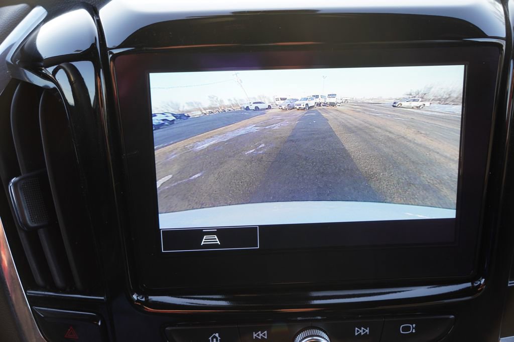 Used 2023 Chevrolet Traverse LT image 36