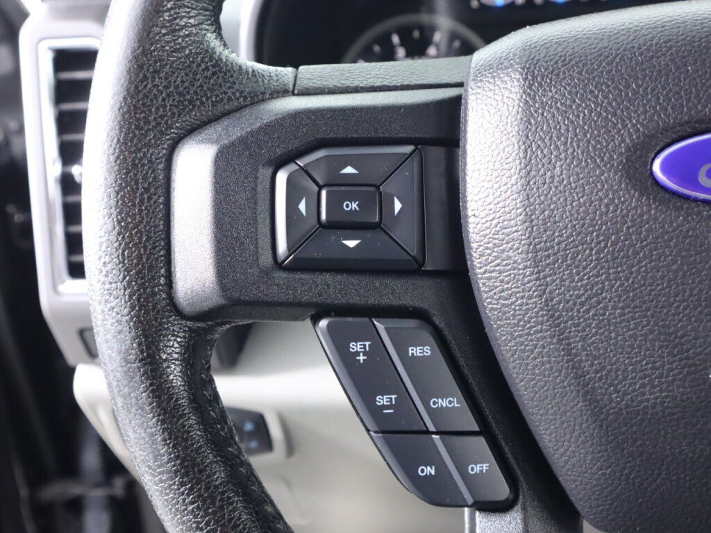 Used 2016 Ford F150 XLT w/ Equipment Group 302A Luxury AWD/4WD image 14