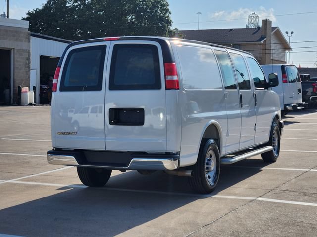 Used 2025 Chevrolet Express 2500 w/ Driver Convenience Package RWD image 14