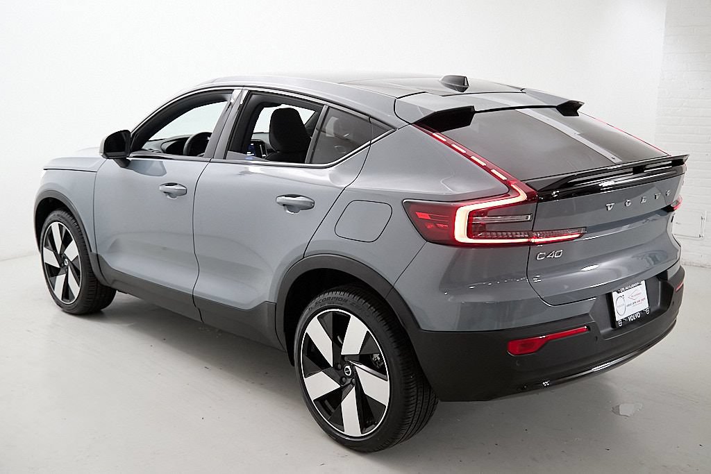 Certified 2023 Volvo C40 P8 Recharge Ultimate AWD/4WD image 7