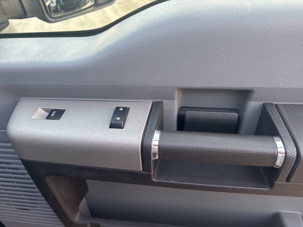 Used 2013 Ford F250 XLT w/ XLT Value Pkg image 28