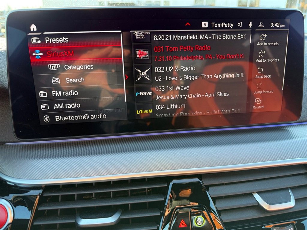 Certified 2023 BMW M5 Base w/ Executive Package image 23